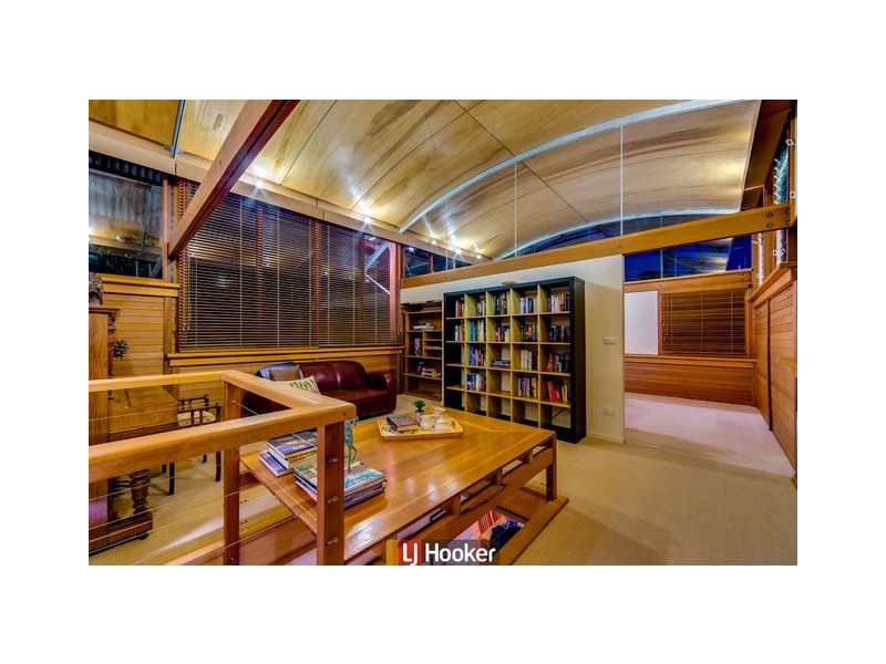 10 Decker Place, Fadden ACT 2904