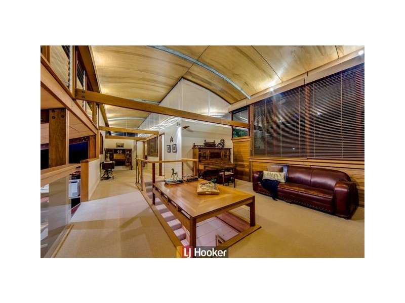 10 Decker Place, Fadden ACT 2904