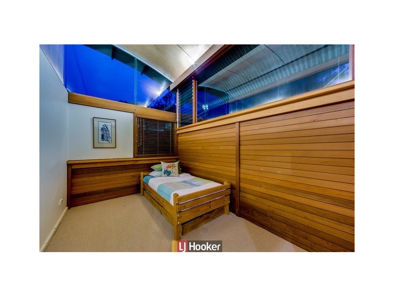 10 Decker Place, Fadden ACT 2904