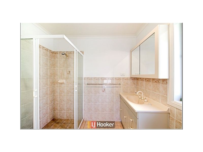 9 Lange Place, Bruce ACT 2617