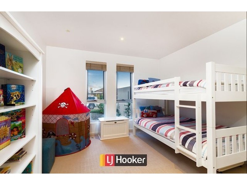 5 Midwinter Place, Nicholls ACT 2913