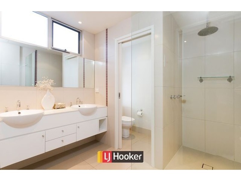 5 Midwinter Place, Nicholls ACT 2913