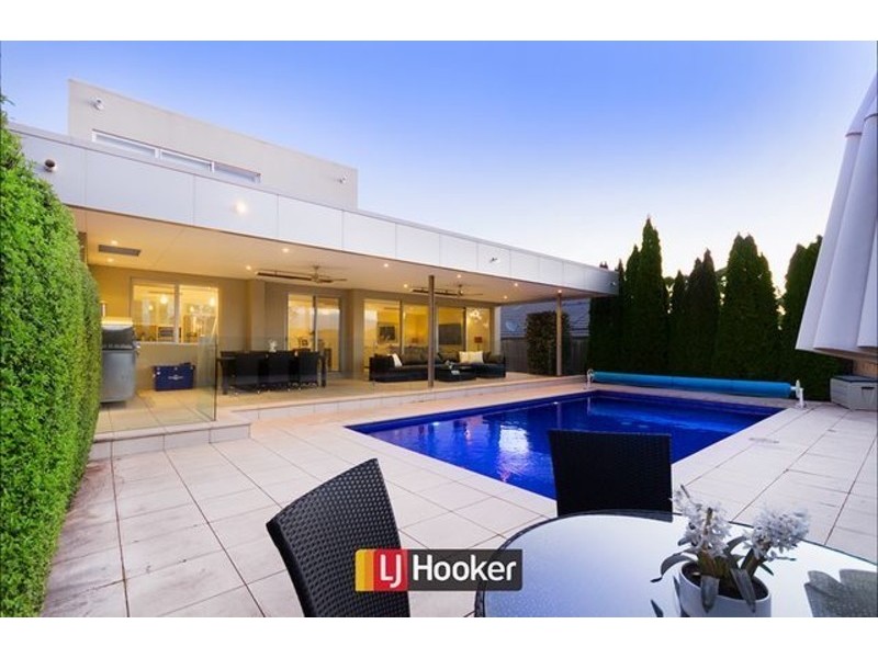 5 Midwinter Place, Nicholls ACT 2913