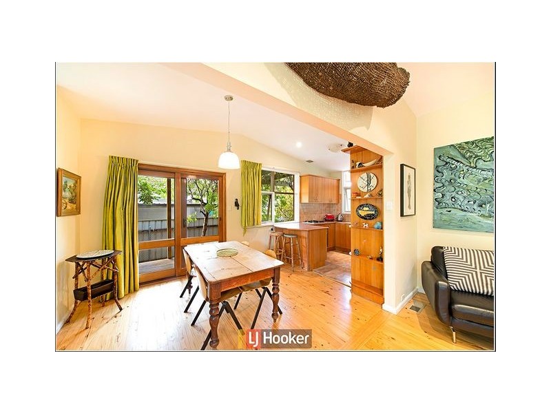8 Kernot Street, Dickson ACT 2602