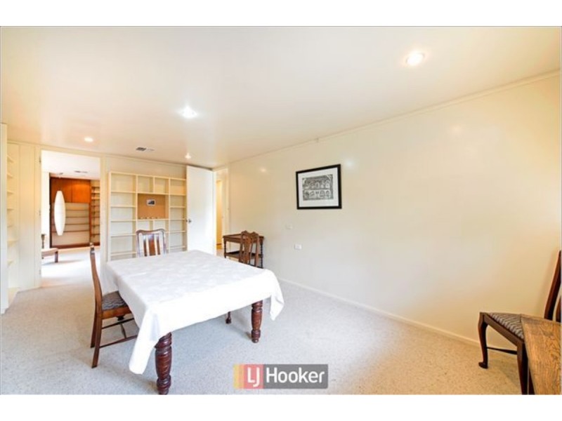 18 Gilbert Street, Hackett ACT 2602