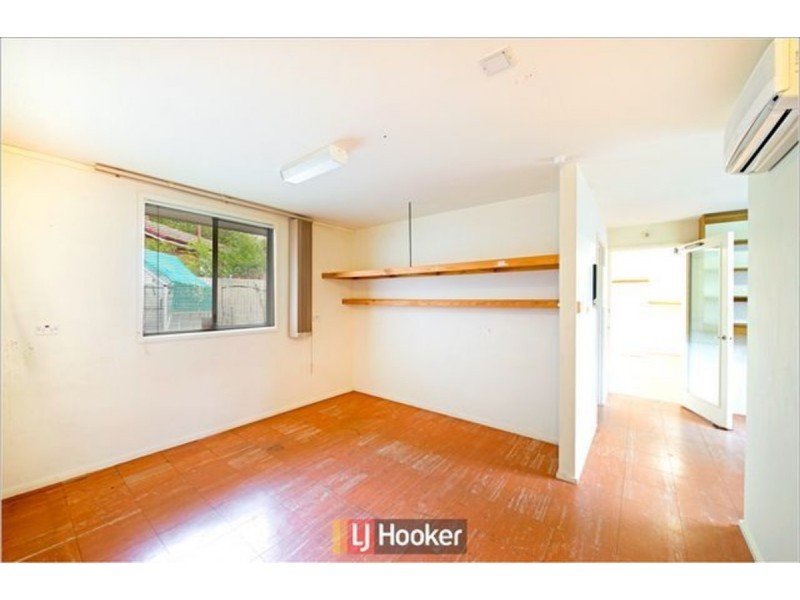 18 Gilbert Street, Hackett ACT 2602