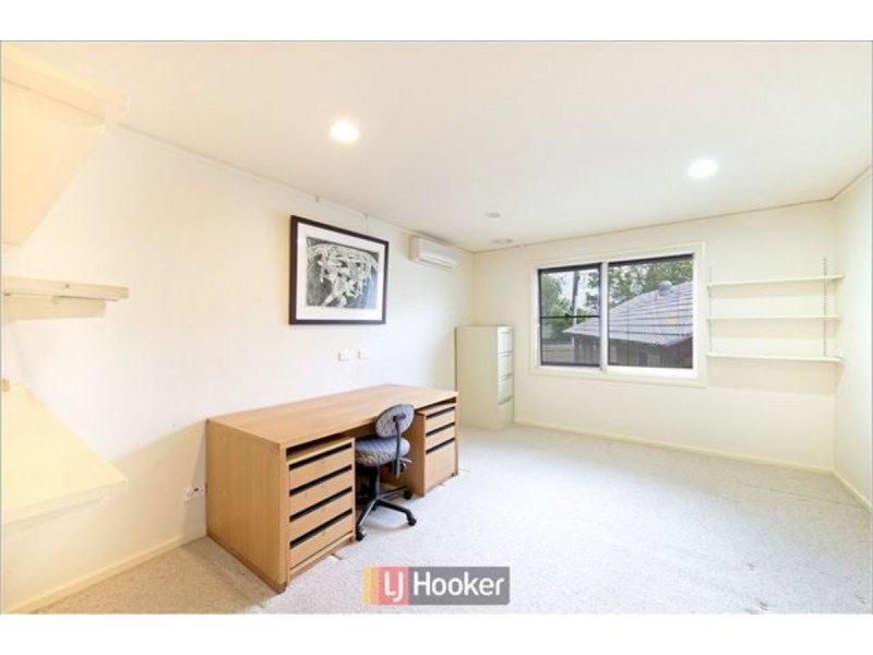 18 Gilbert Street, Hackett ACT 2602