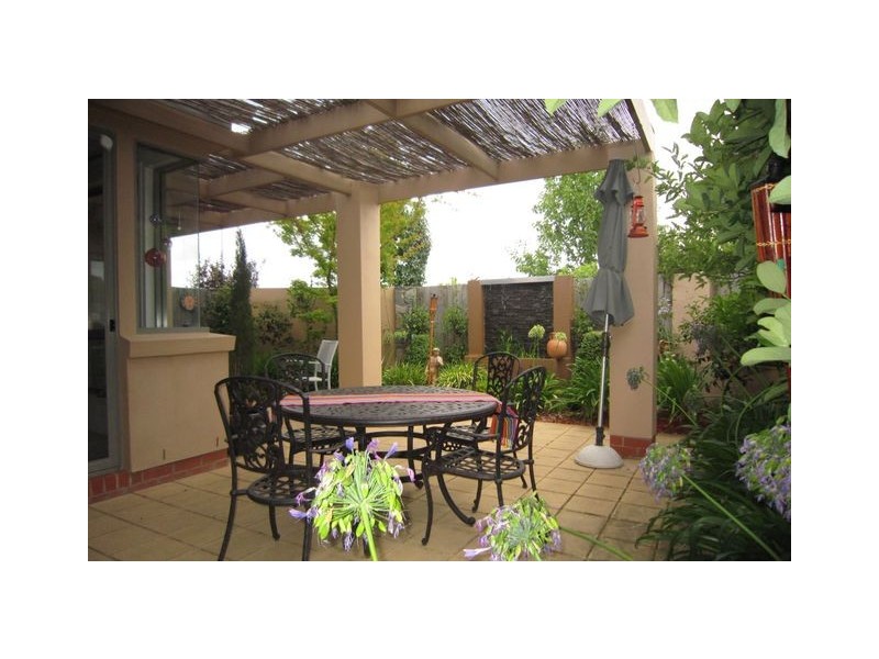 31 Mary Kitson Street, Watson ACT 2602