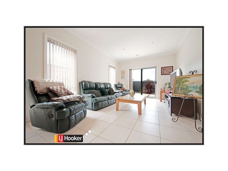 7 Flora Bassett Street, Franklin ACT 2913