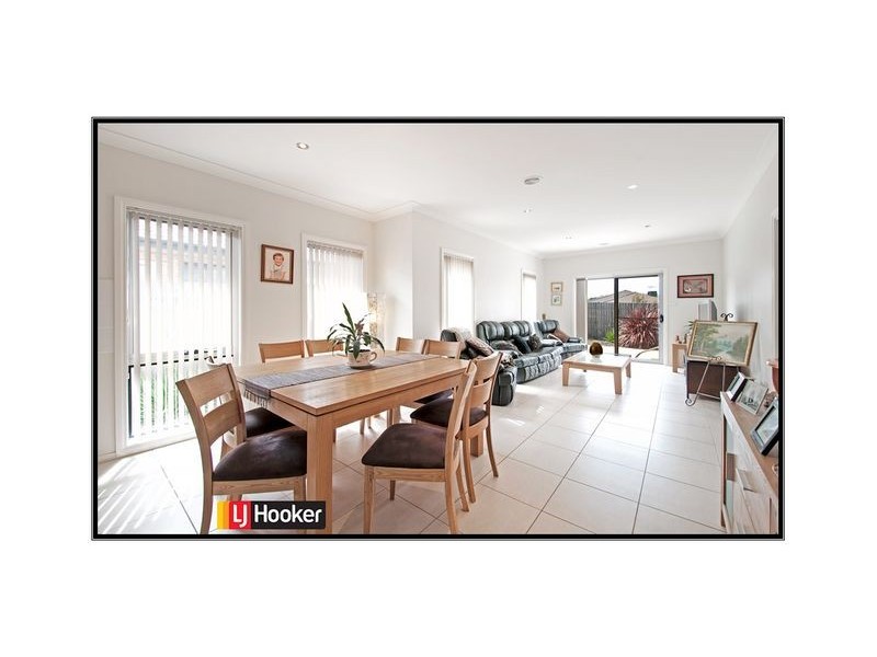 7 Flora Bassett Street, Franklin ACT 2913