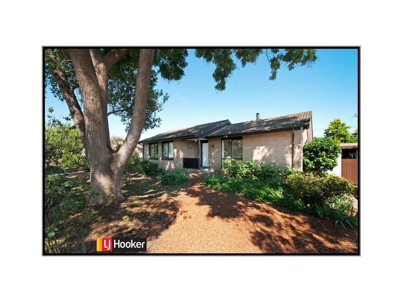 40 Newton Street, Hackett ACT 2602