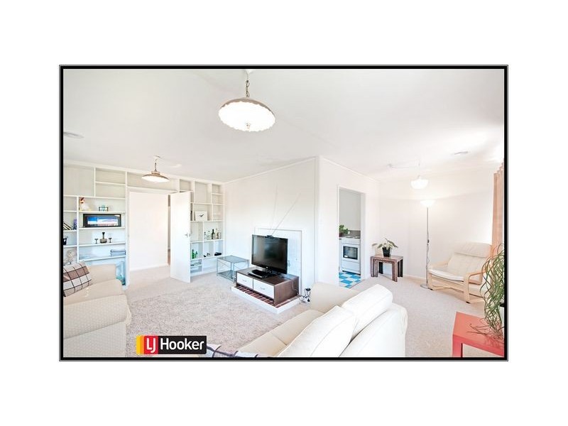 40 Newton Street, Hackett ACT 2602