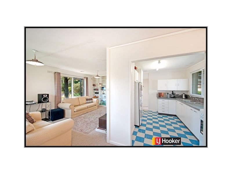 40 Newton Street, Hackett ACT 2602