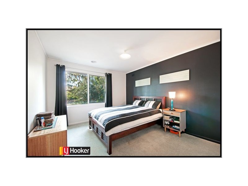 40 Newton Street, Hackett ACT 2602