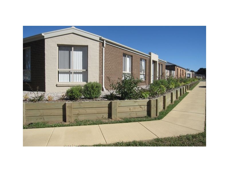 2 Whitmore Crescent, Watson ACT 2602