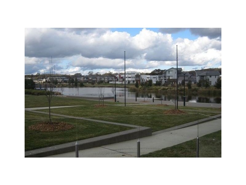 8/15 Zakharov Avenue, Forde ACT 2914