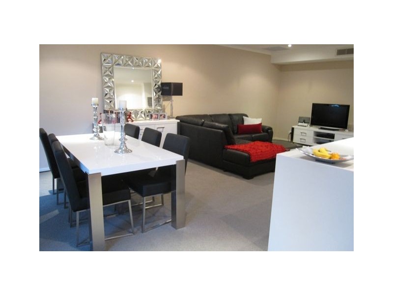 7/20 Batman Street, Braddon ACT 2612