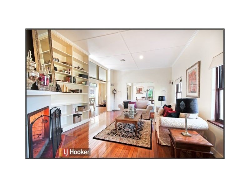 35 Doonkuna Street, Braddon ACT 2612