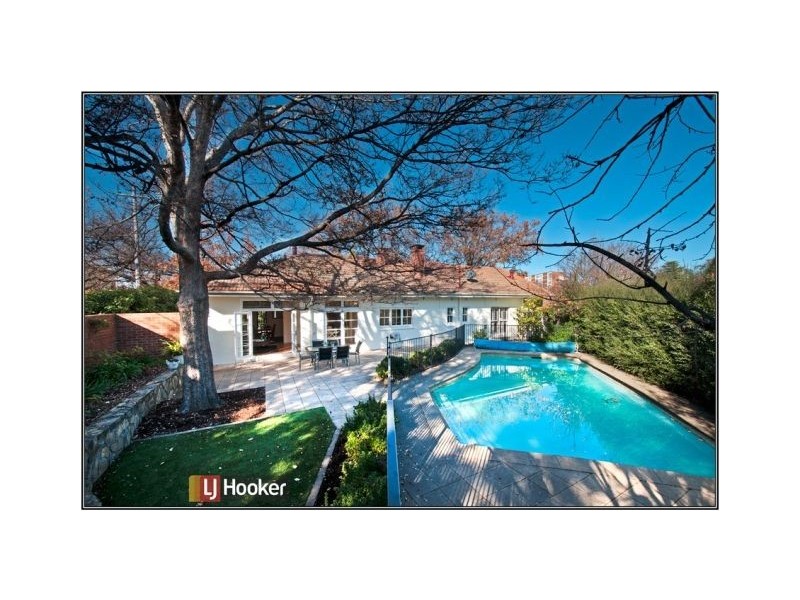 35 Doonkuna Street, Braddon ACT 2612