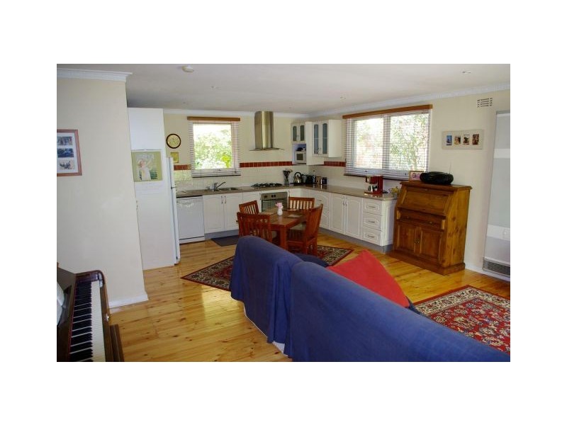 31 Gilbert Street, Hackett ACT 2602