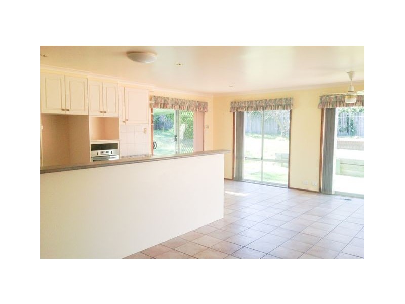 5 Ashley Drive, Wanniassa ACT 2903