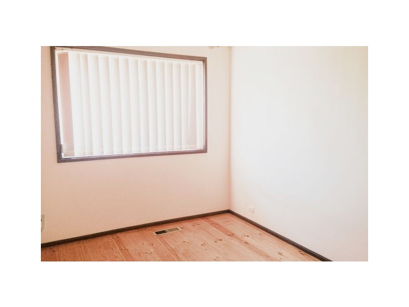 5 Ashley Drive, Wanniassa ACT 2903