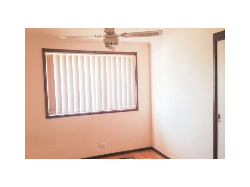 5 Ashley Drive, Wanniassa ACT 2903