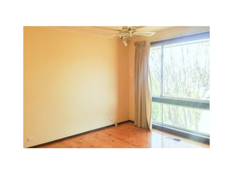 5 Ashley Drive, Wanniassa ACT 2903