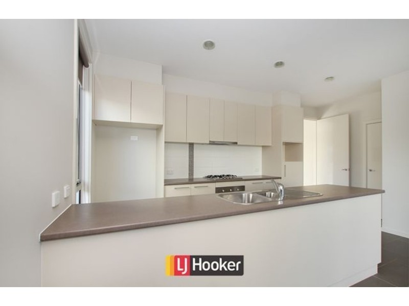 28 Fairfield Street, Crace ACT 2911