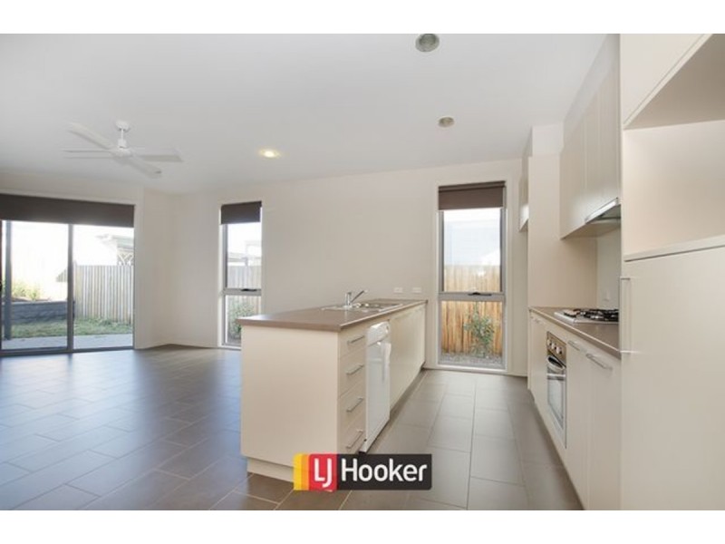 28 Fairfield Street, Crace ACT 2911