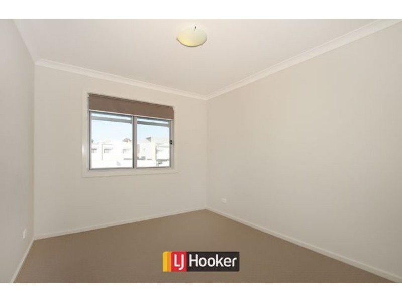 28 Fairfield Street, Crace ACT 2911