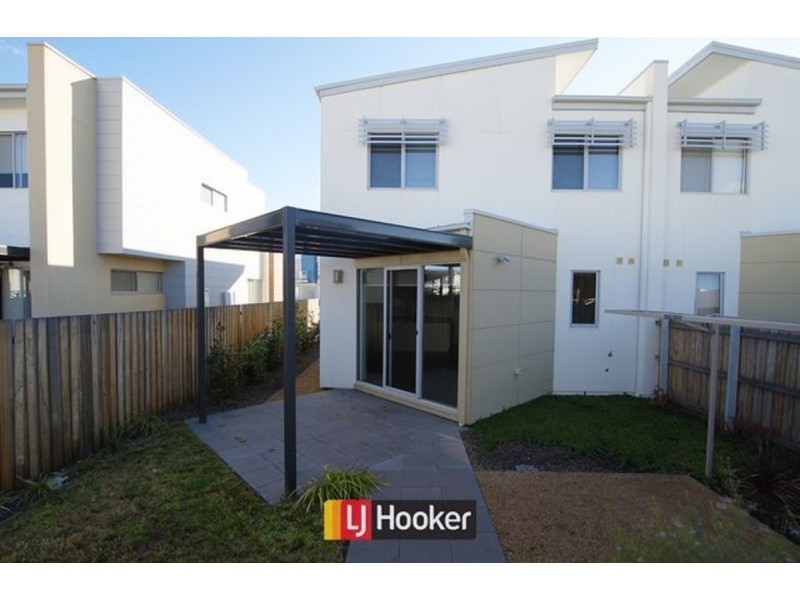 28 Fairfield Street, Crace ACT 2911