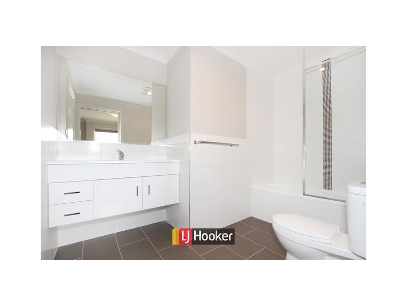 19 Galore Street, Crace ACT 2911