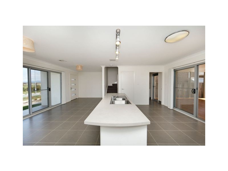 43 Donald Horne Circuit, Franklin ACT 2913
