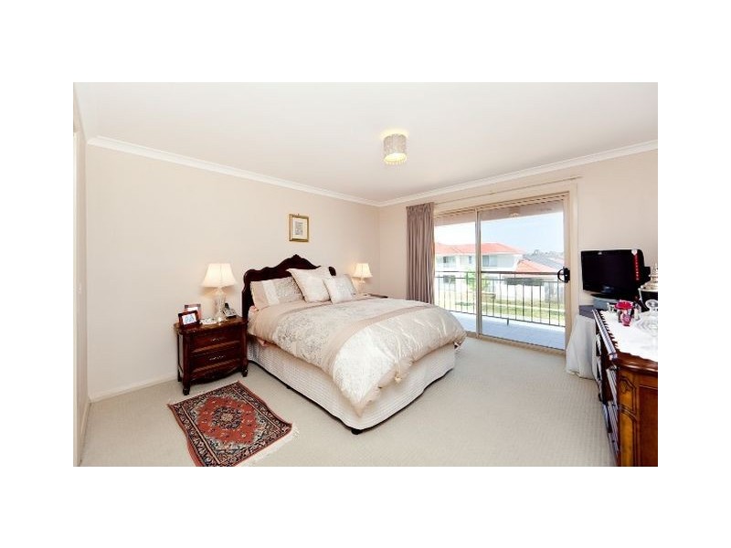 4 Daniels Street, Franklin ACT 2913