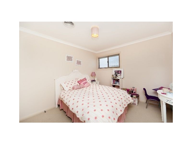 4 Daniels Street, Franklin ACT 2913