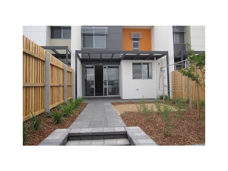 16 Redruth Street, Crace ACT 2911