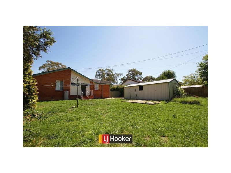 16 Legge Street, Downer ACT 2602