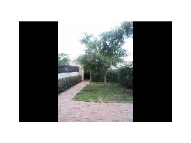 6/7 Collicott Circuit, Macquarie ACT 2614