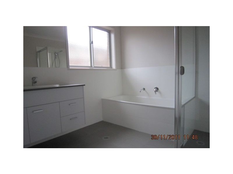35 Paquita Street, Forde ACT 2914