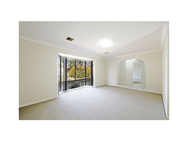 35 Macedon Crescent, Palmerston ACT 2913