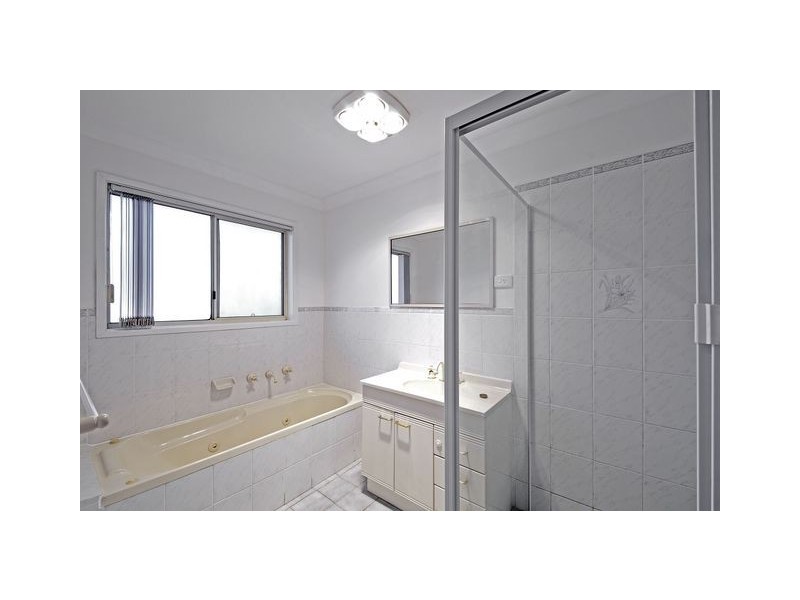 35 Macedon Crescent, Palmerston ACT 2913