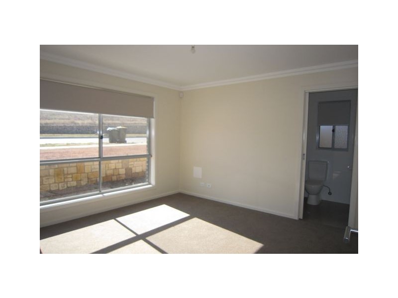 54 Albatross Street, Harrison ACT 2914