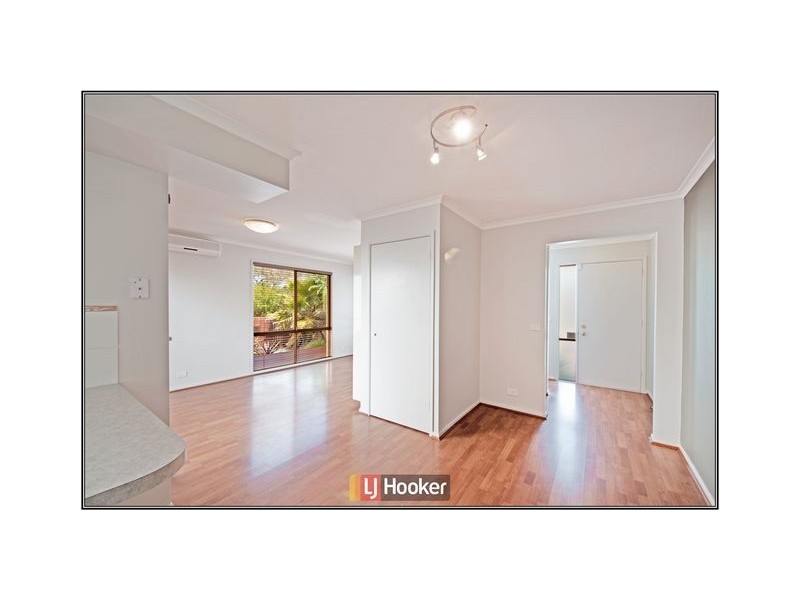 25/17 Fernyhough Crescent, Lyneham ACT 2602