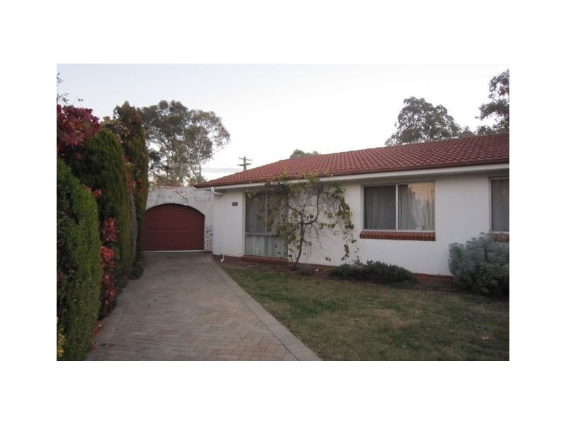 7a2 Belbin Place, Macquarie ACT 2614