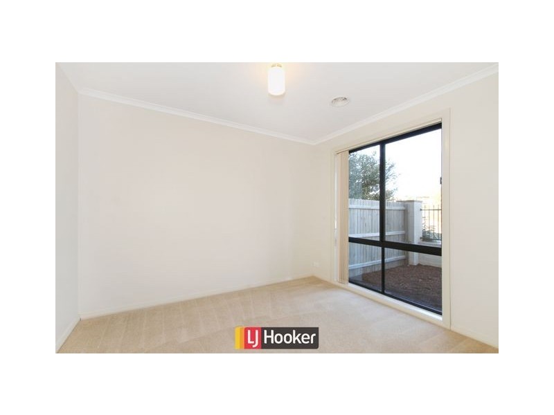 69 Mary Gillespie Avenue, Gungahlin ACT 2912