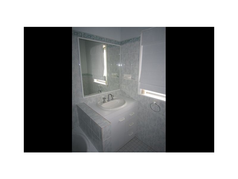 . Kaveneys Road, Hall ACT 2618