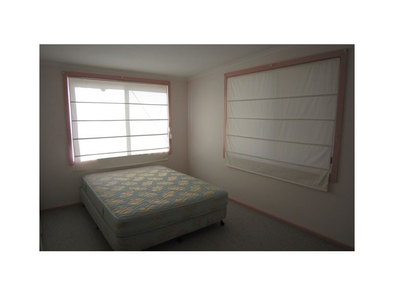 . Kaveneys Road, Hall ACT 2618