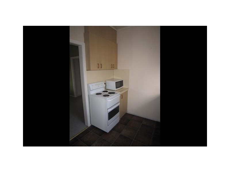 . Kaveneys Road, Hall ACT 2618