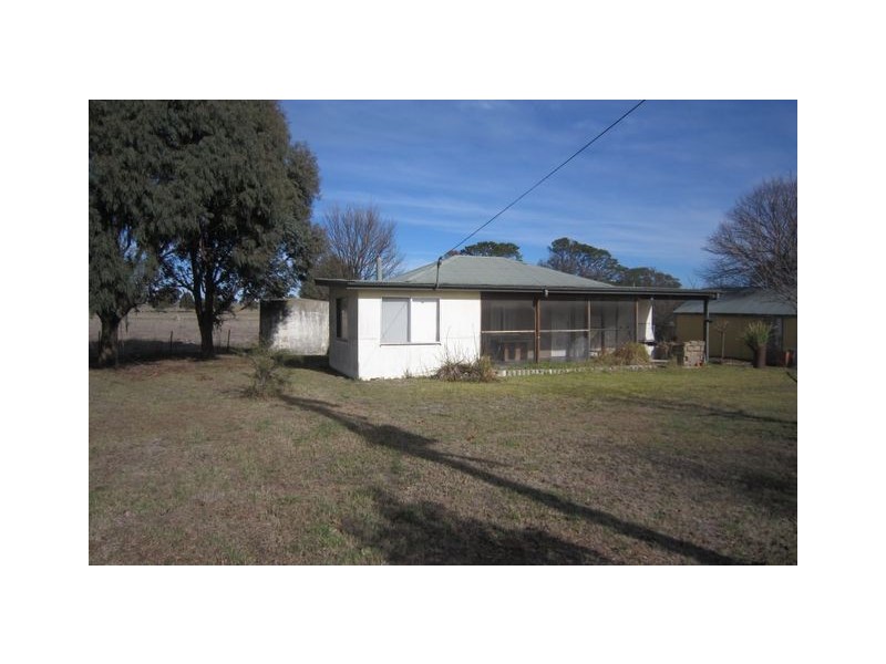 . Kaveneys Road, Hall ACT 2618